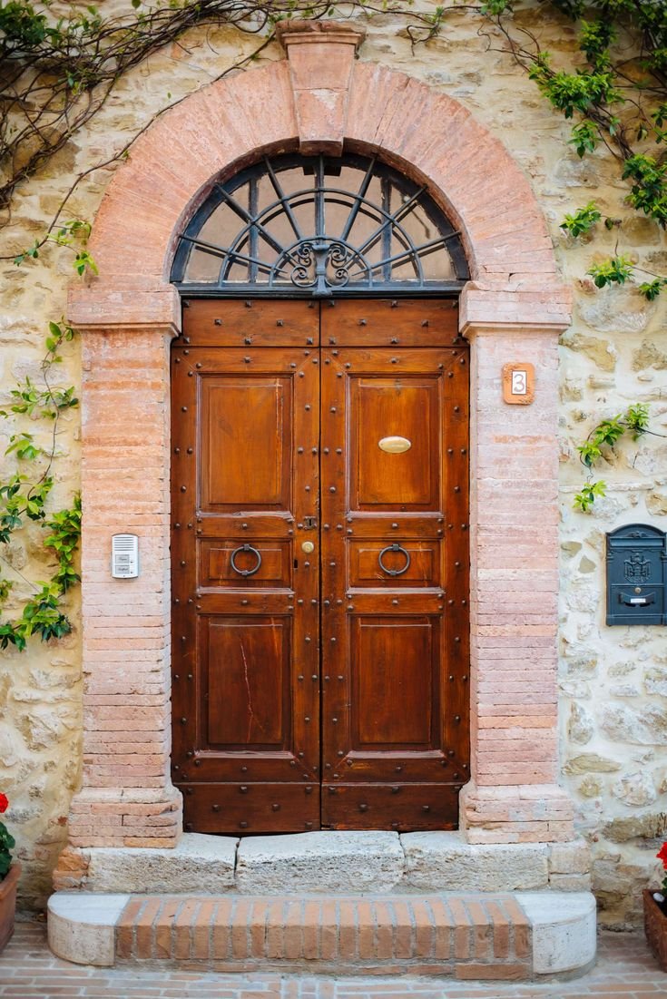 Старинные окна и двери Италии