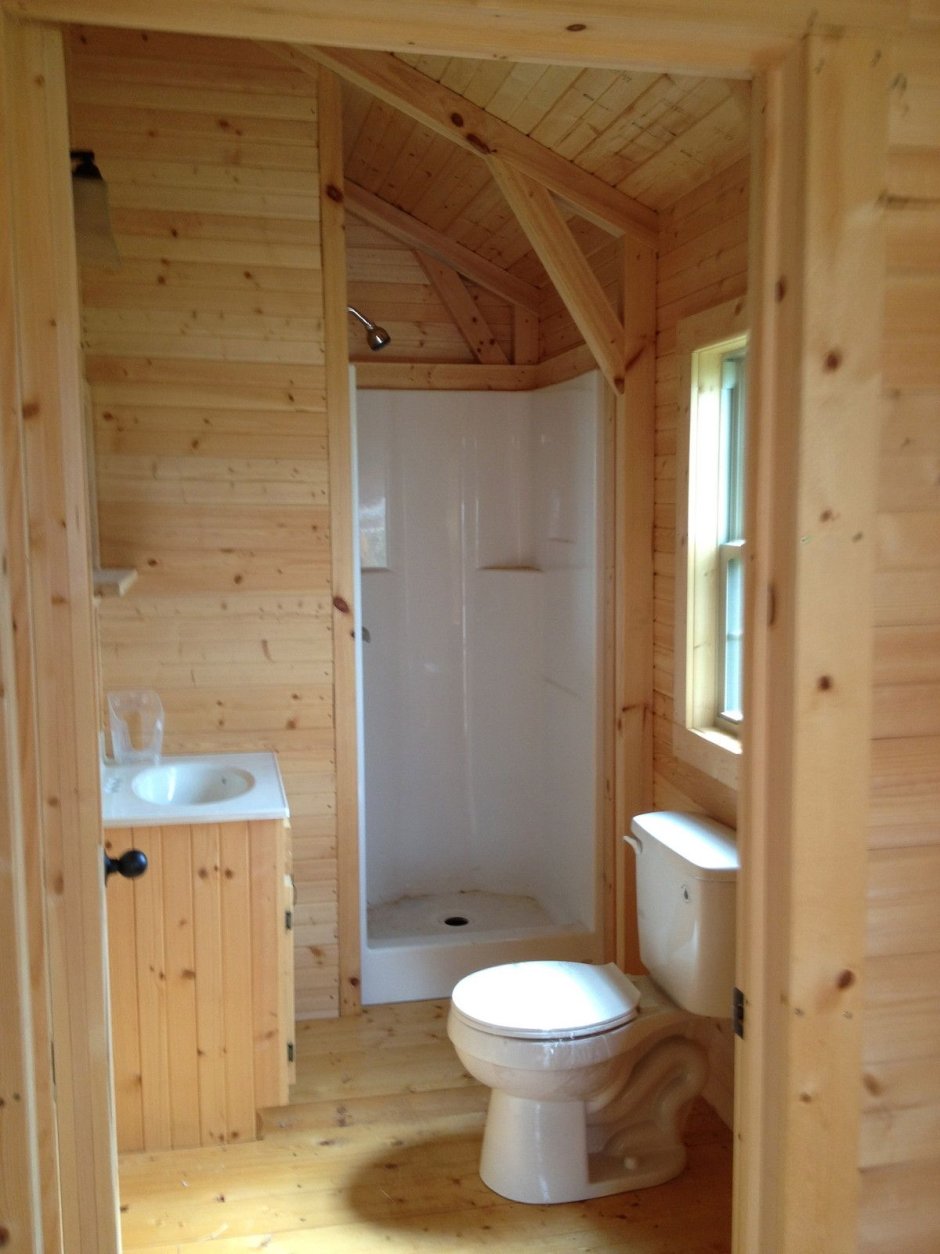 Душевая и туалет в деревянном доме