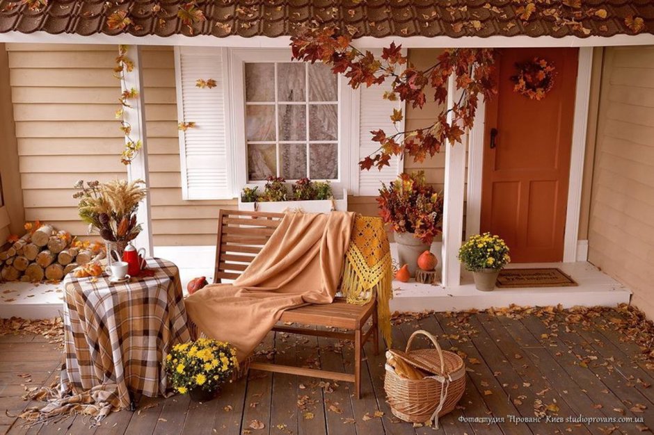 Фотозона в деревенском стиле осень
