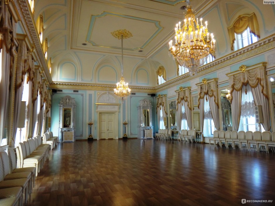 Шуваловский дворец в Санкт-Петербурге музей Фаберже