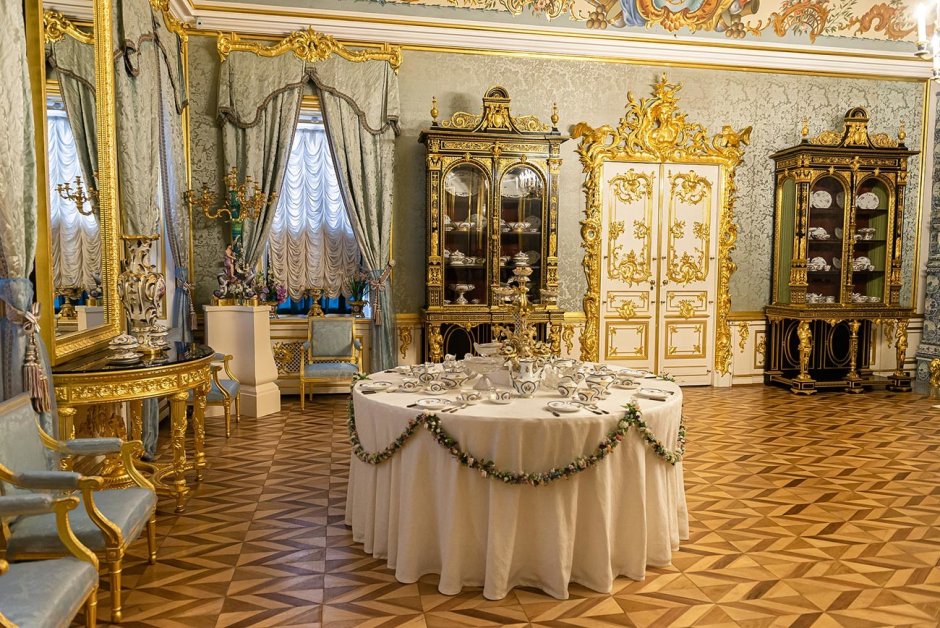 Юсуповский дворец в Петербурге зал большая Ротонда
