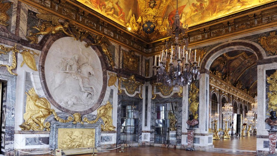 Зал войны и мира в Версальском Дворце