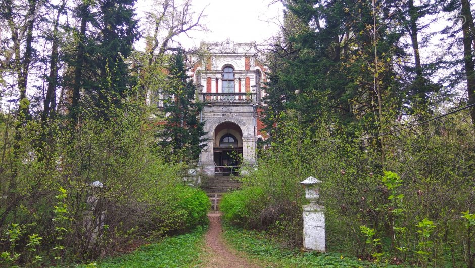 Заброшенный дворец Быково