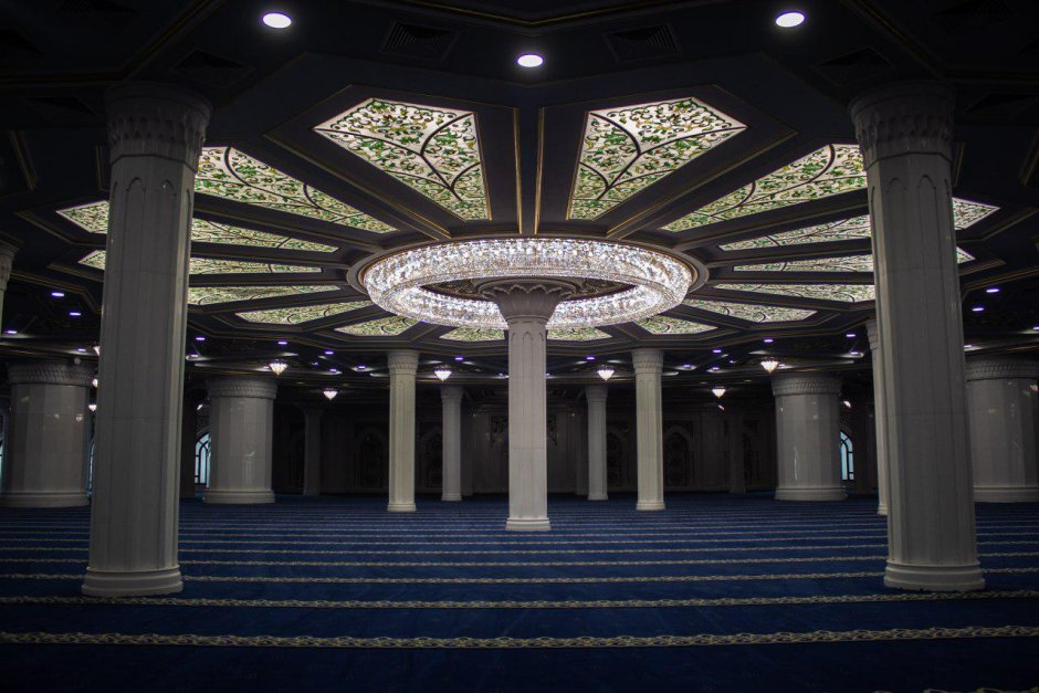 Мечеть «гордость мусульман» интрьер