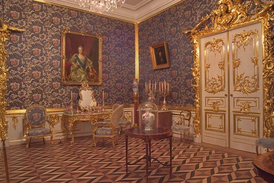 Флюгер на большом Дворце в Петродворце