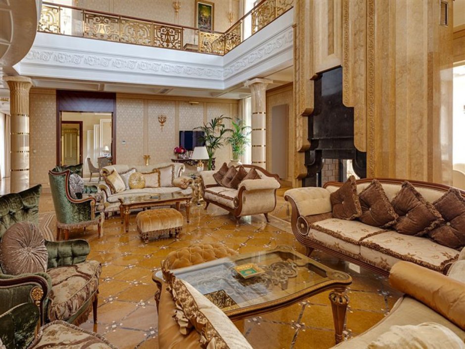 Богатые особняки Рублевка