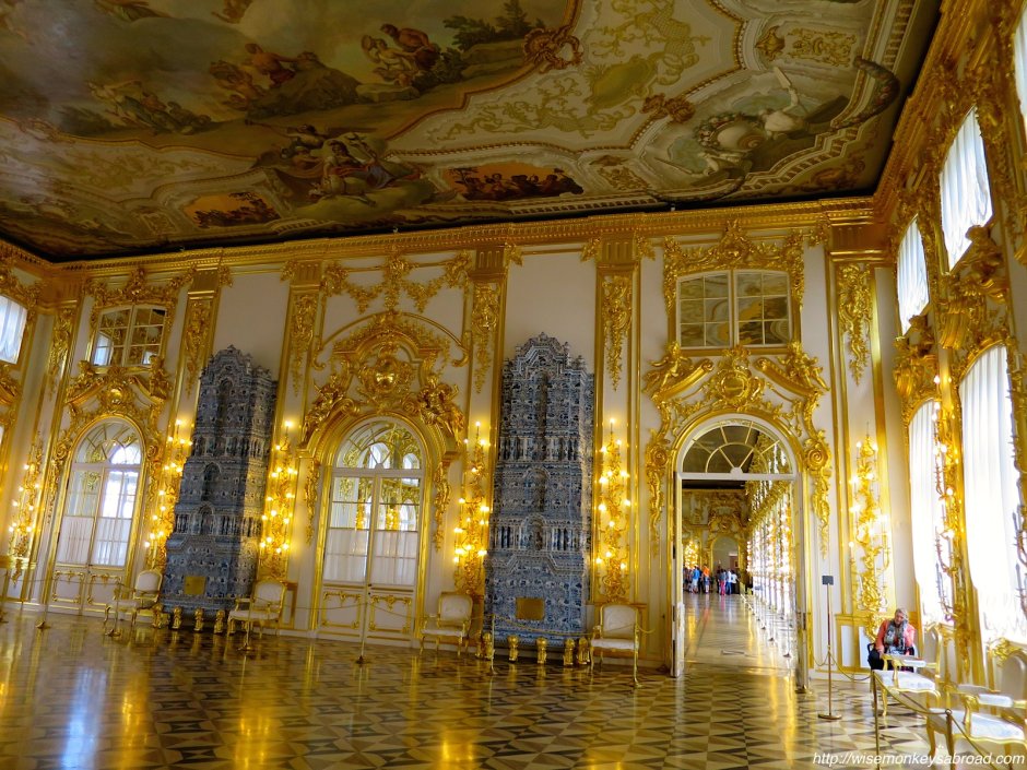 Интерьер дворца рококо