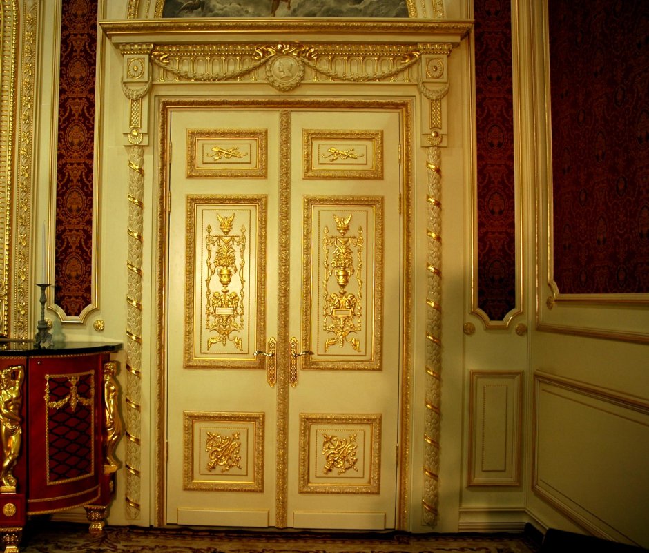 Филенчатые двери классицизм
