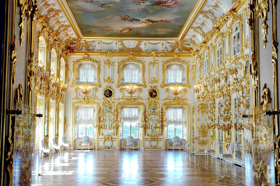 Екатерининский дворец в Санкт-Петербурге интерьеры