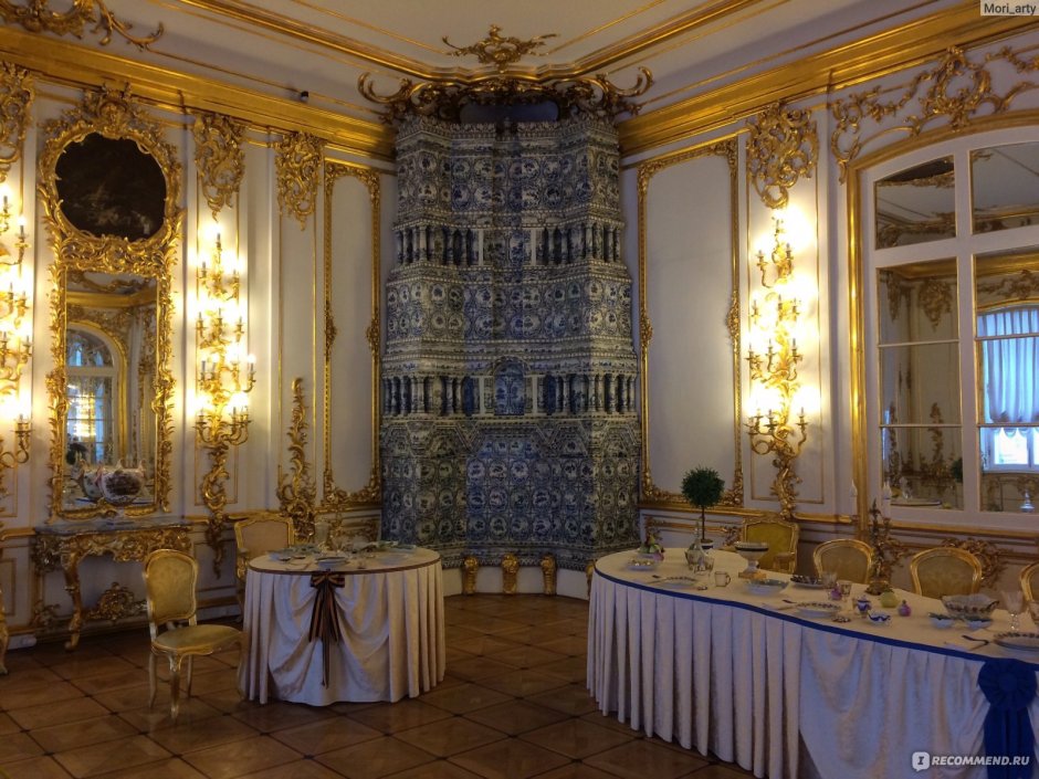 Екатерининский дворец внутри