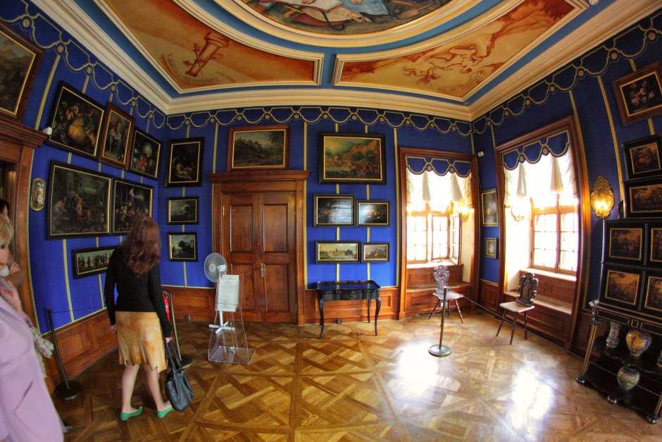 Большой зал Меншиковского дворца Ораниенбаум