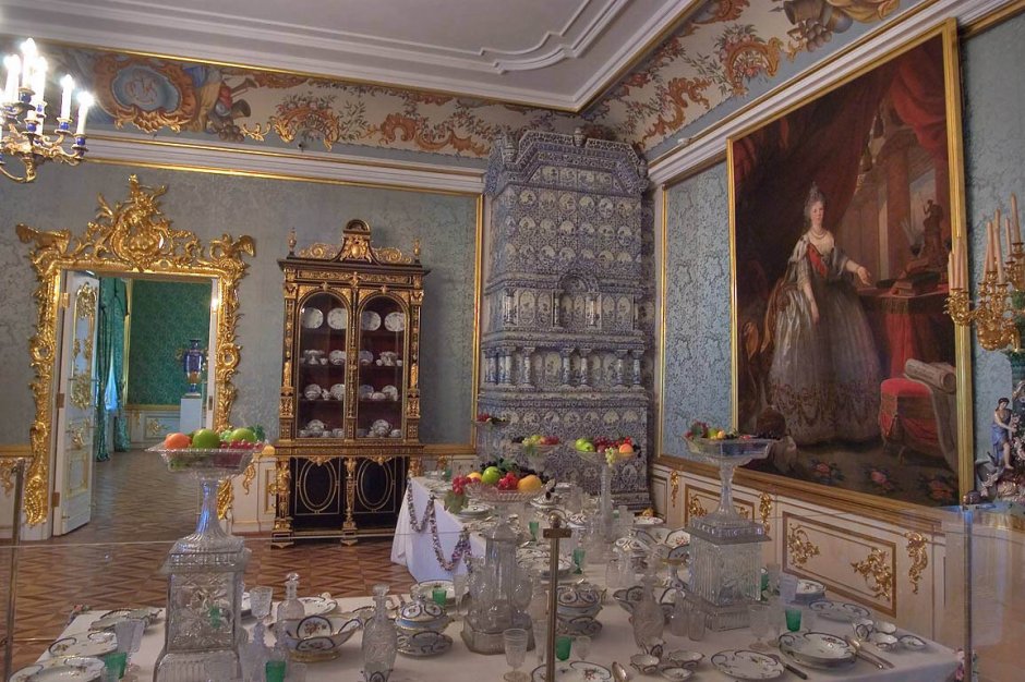 Голубая гостиная Петергофский дворец