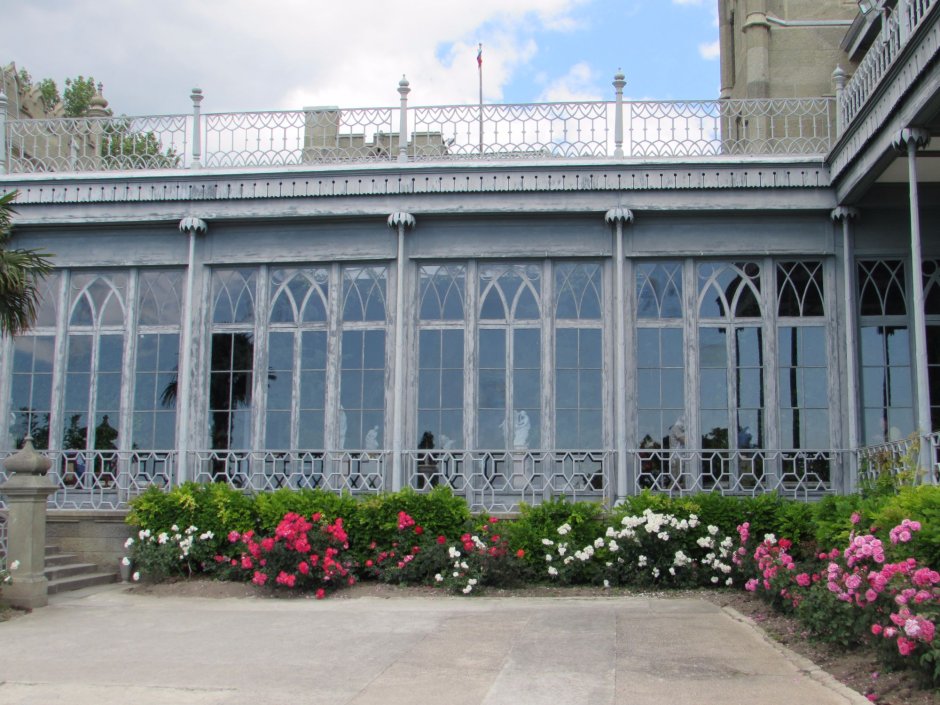 Воронцовский дворец в Крыму зимний сад