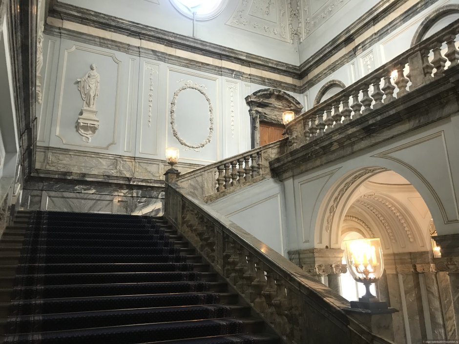 Юсуповский дворец мраморная лестница Петербург