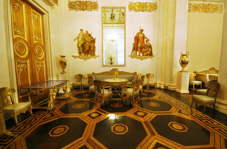 Залы Михайловского дворца в Санкт-Петербурге