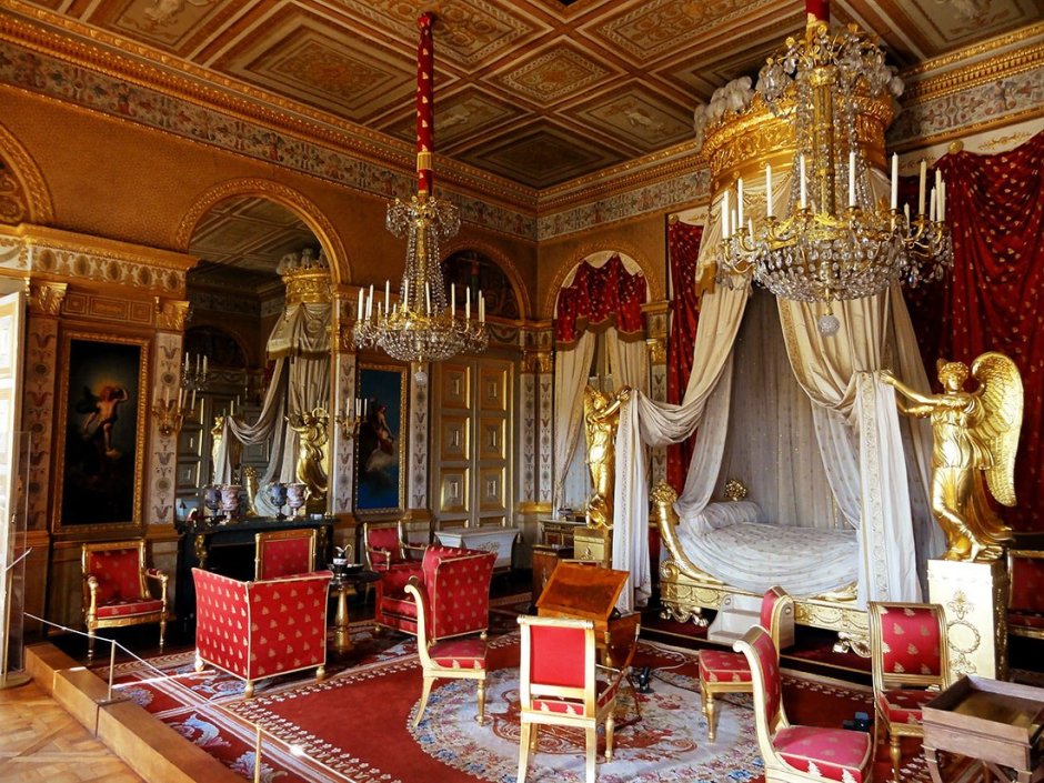 Версальский Королевский дворец зеркальная галерея