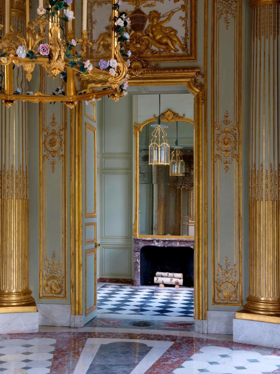 Версальский дворец салон мира