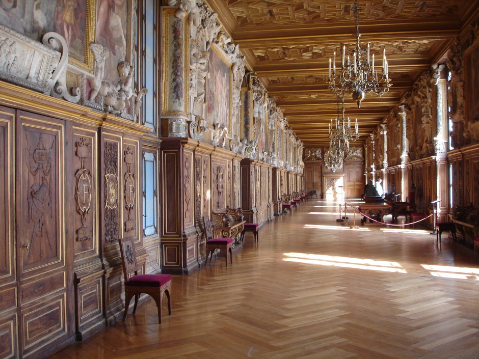 Штукатурки дворца Фонтенбло