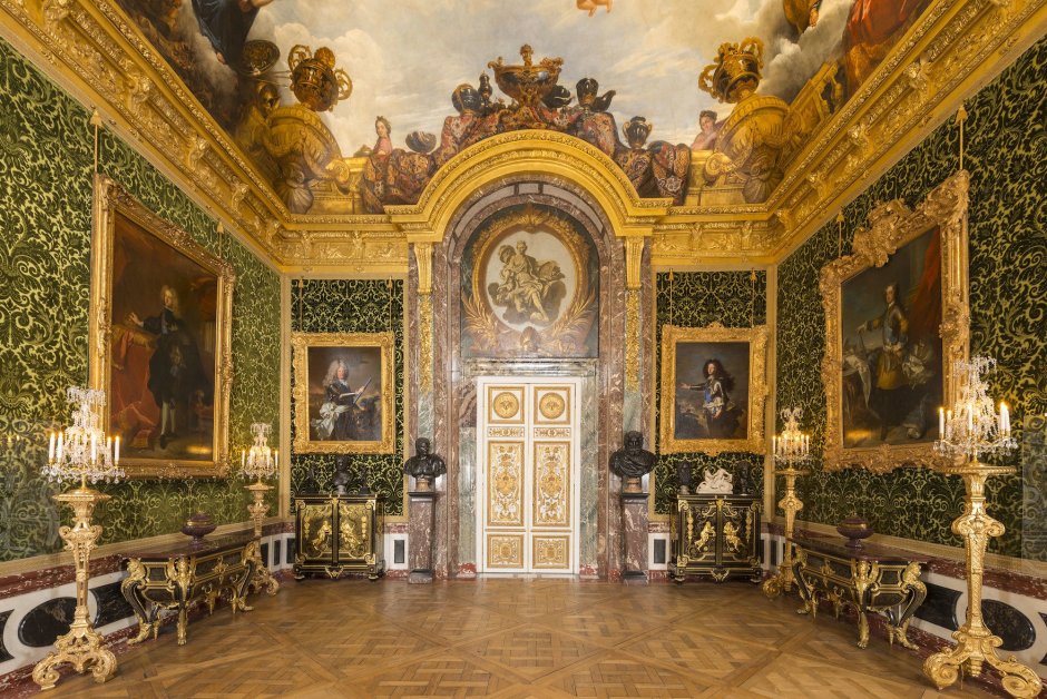 Версальский дворец зал Дианы