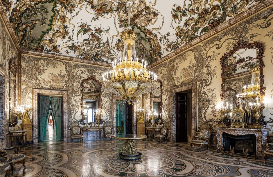 Интерьер дворца маркиза Серральбо в Мадриде