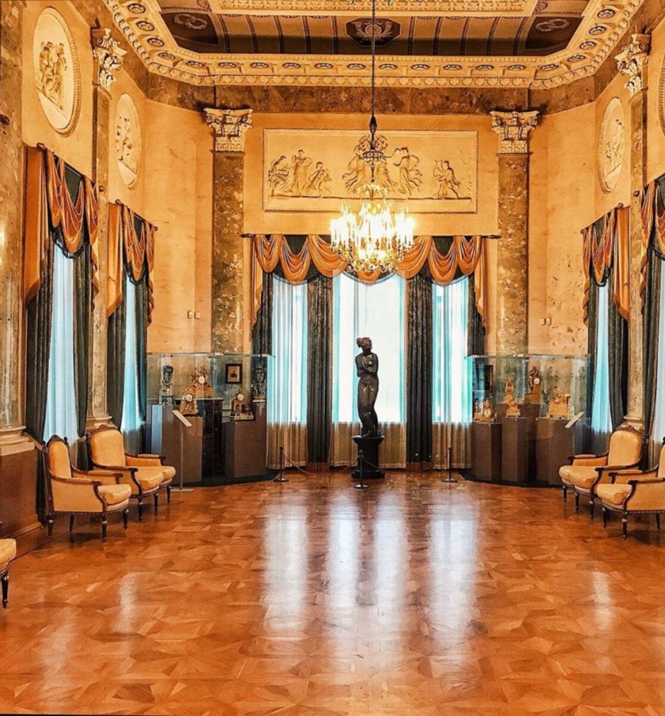Мариинский дворец в Санкт-Петербурге бальный зал