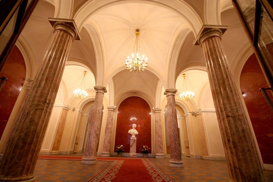 Двери Мариинский дворец