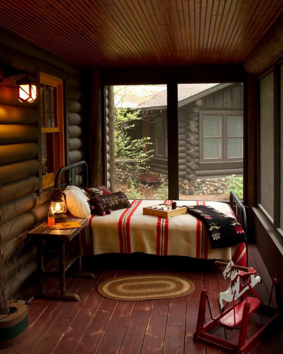 Уютный деревянный домик интерьер