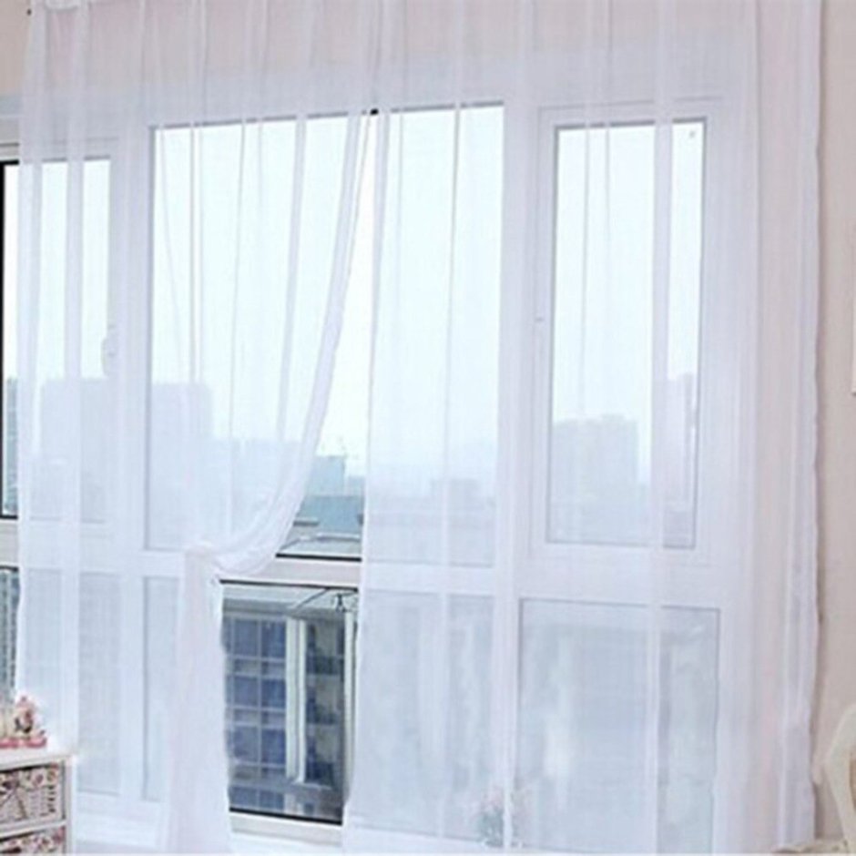 Тюль на окно с балконом