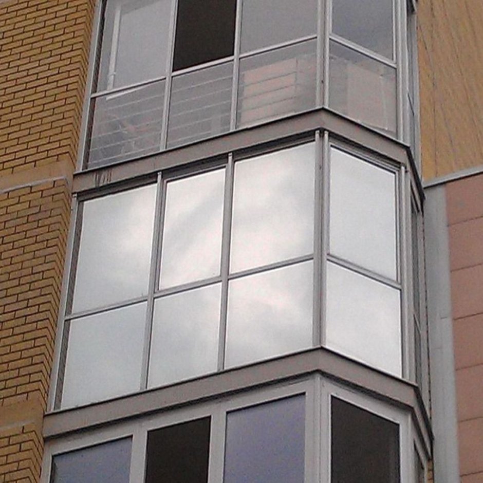 Тонированные пластиковые окна