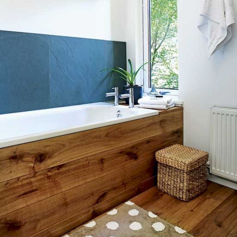 Деревянный экран для ванны