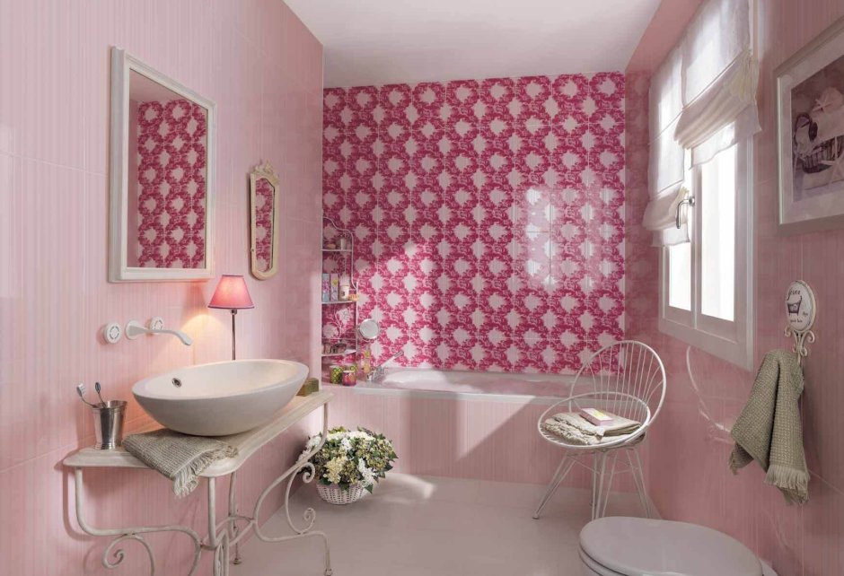 Розовая плитка на стены
