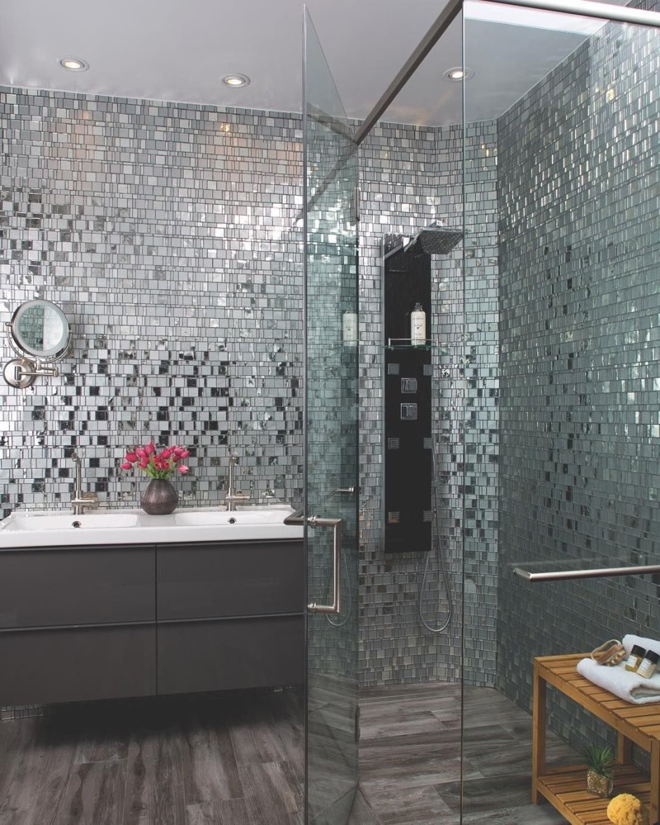 Зеркальная мозаика в ванной