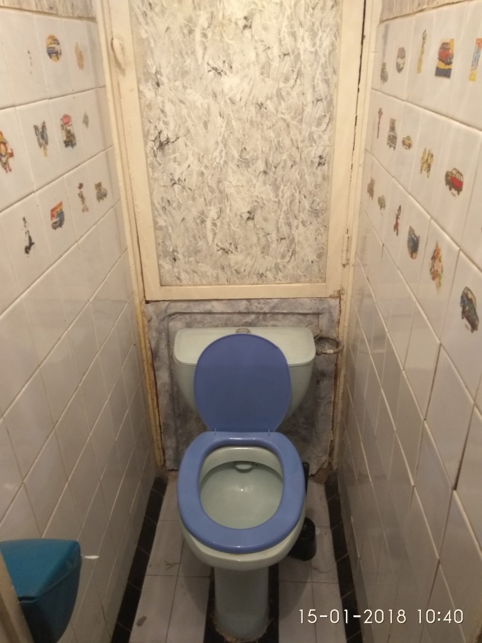 Отделка дачного туалета панелями ПВХ