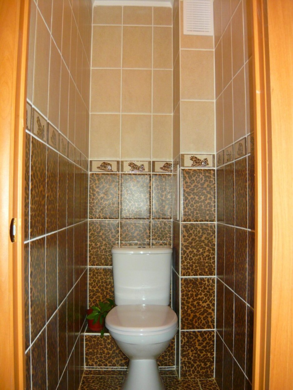 Декор туалетной комнаты маленького размера