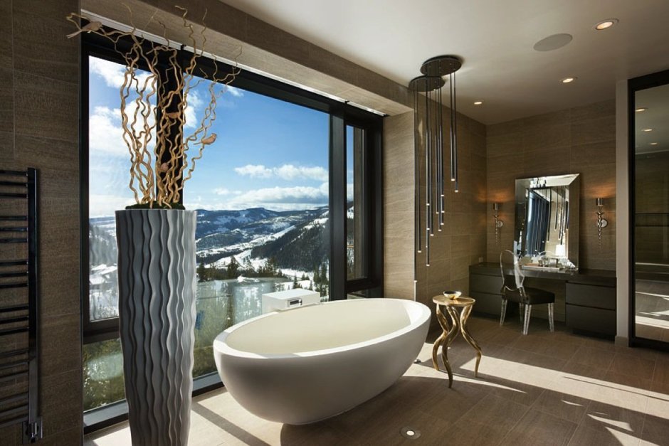 Ванная комната с панорамным окном