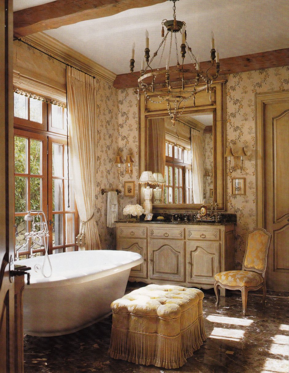 Ванная комната в старинном стиле