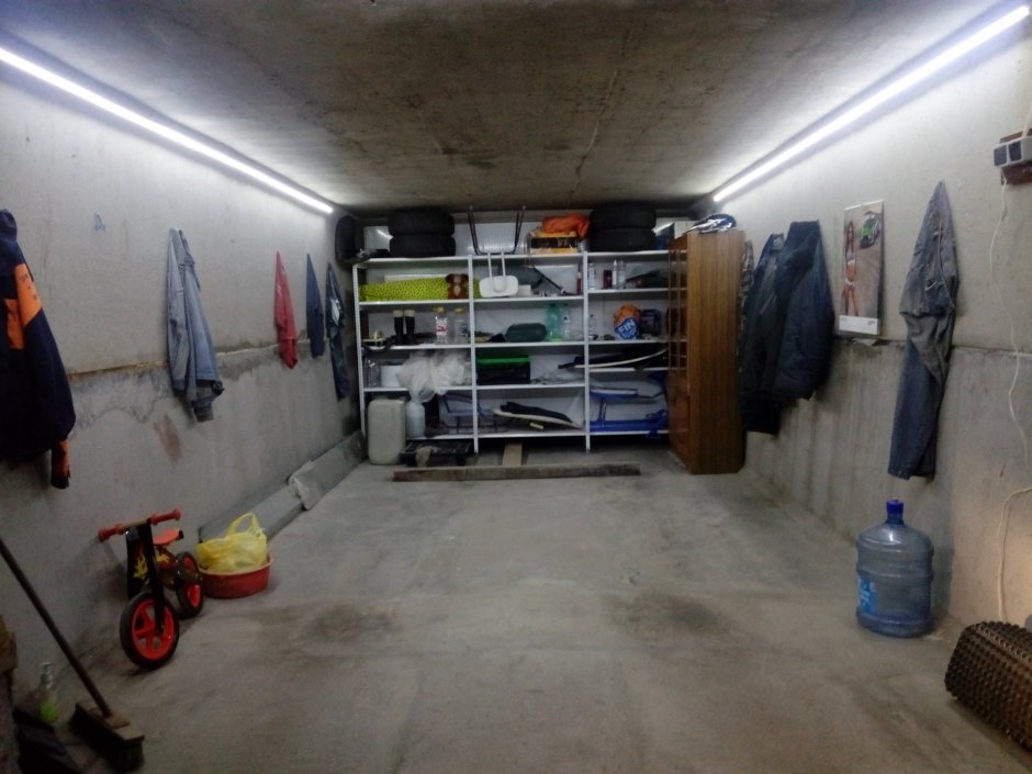 Современный гараж интерьер