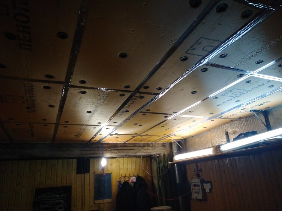 Навесной потолок в гараже