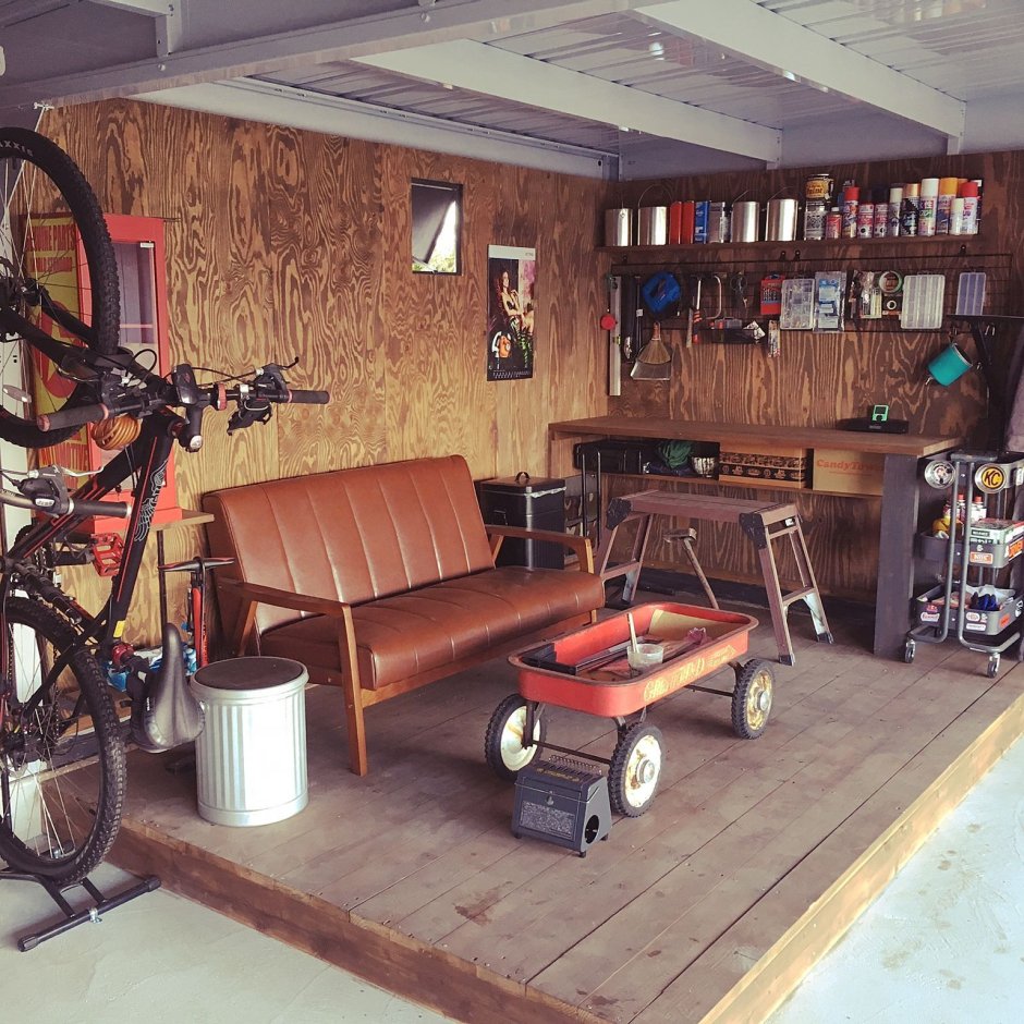 Интерьер гаража для отдыха