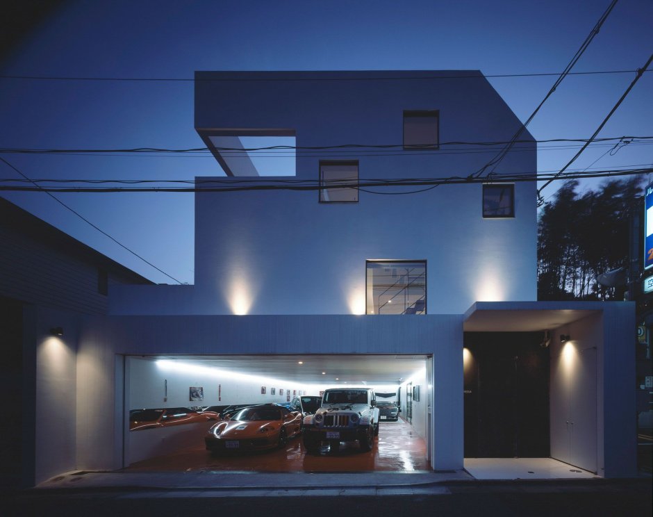 Дом с гаражом в современном стиле