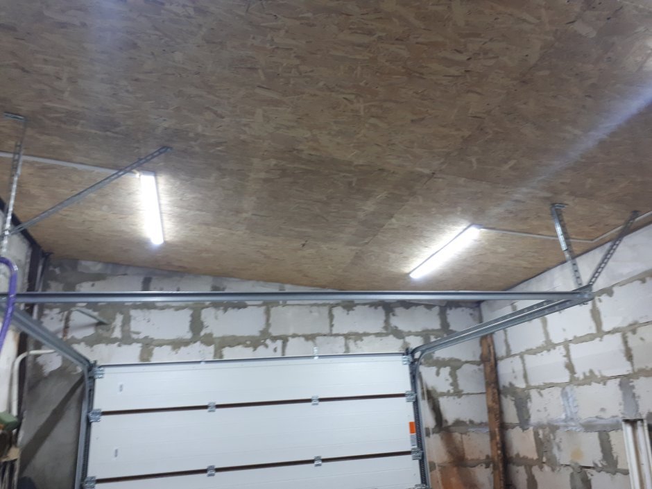 Каркас потолка для гаража