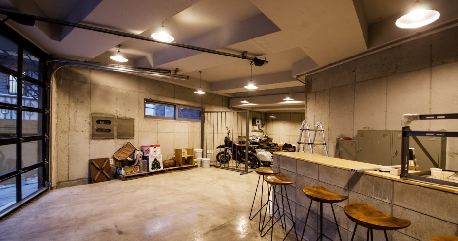 Плитка в гараж на стены