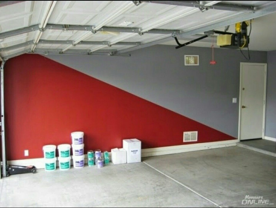 Крашеные стены в гараже