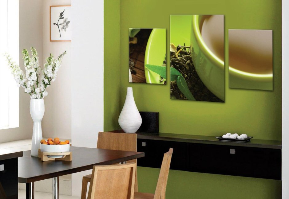 Картина на кухню в интерьере фото в обычной квартире