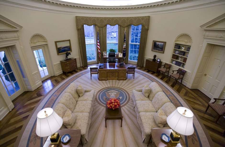 Овальный кабинет в белом доме Билл Клинтон