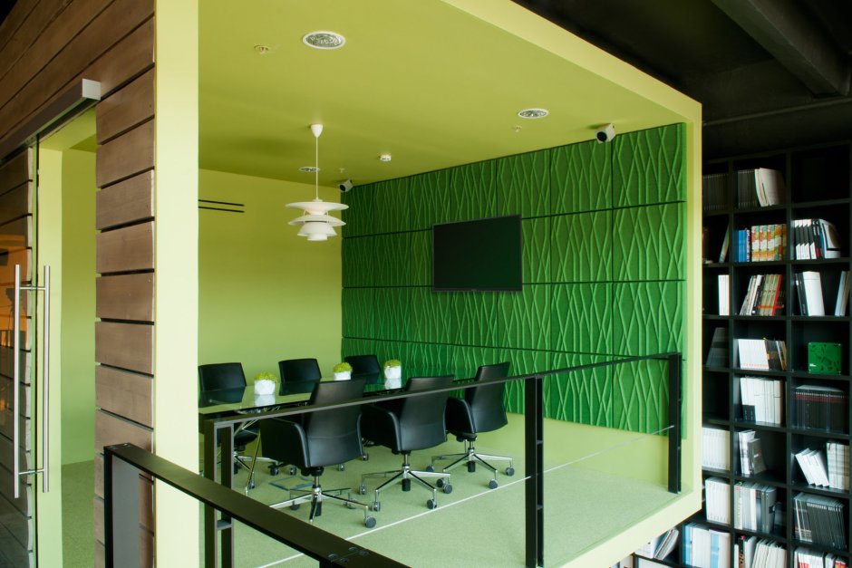 Зеленый цвет в интерьере офиса