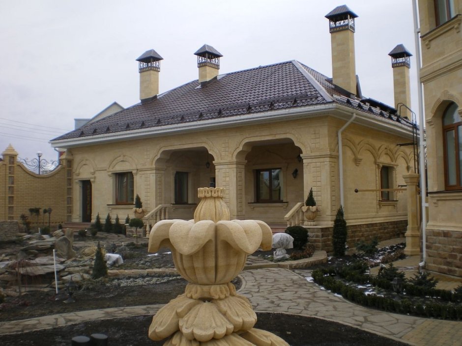 Дом из дагестанского камня