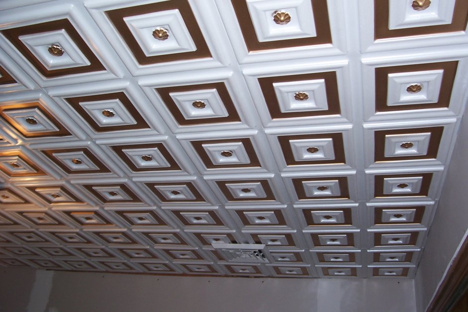 Плитки на потолок с узорами