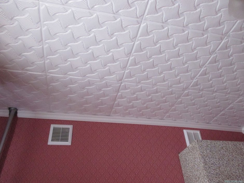 Потолок из пенопластовой плитки