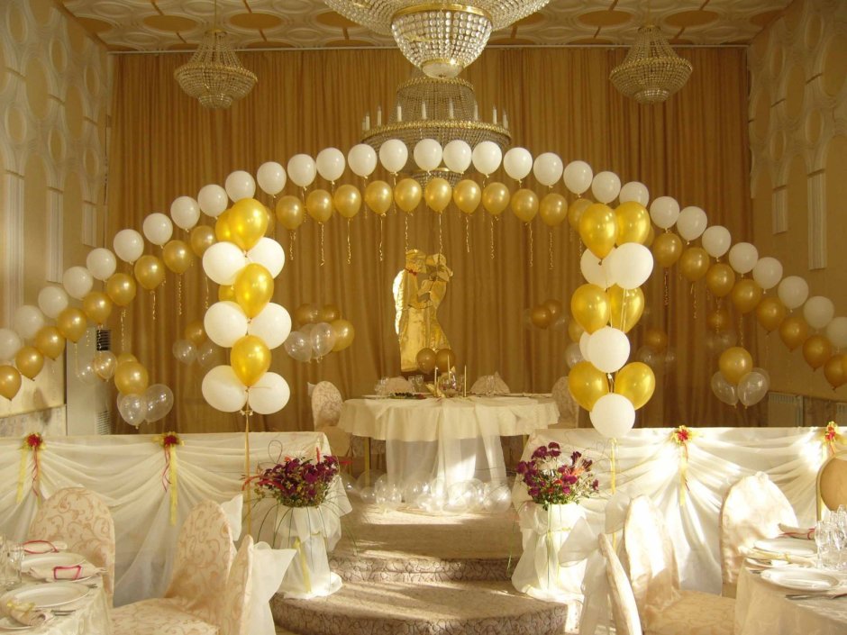 Красивое украшение зала на свадьбу